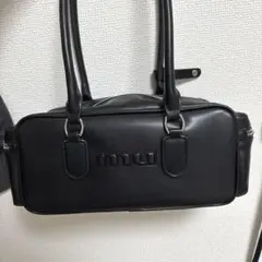 【WEB限定商品】muエンボスボストンバッグ ミニボストンバック ブラック