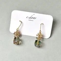 Item thumbnail for item 4c2ea301-3f5f-4ce6-af32-3839010575cc