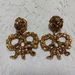 Item thumbnail for item 730f97eb-6a8d-4f4b-9bcd-4e0065e515e4