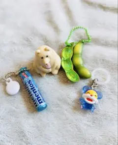 【新品未使用】ガチャガチャ ガラポン キーホルダー