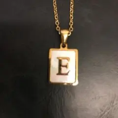 ❤️カワイイ❤️ イニシャル ネックレス シェル オーロラ ステンレス