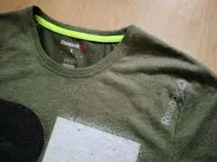 Reebok　Tシャツ