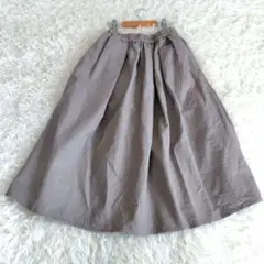 【ジャンニロジュディチェ】スカート ゴムウエスト　タック　ギャザー　透け感無し