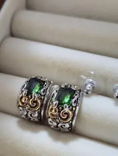 ピアス