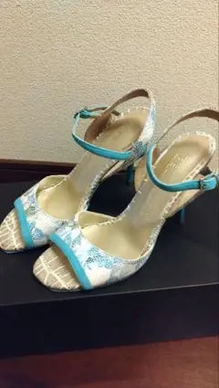 FELICITAS タンゴシューズ　ヒールサンダル