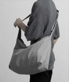 【CLEL】ルーズ ビッグ たすき掛け ショルダーバッグ　グレー