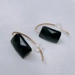 美品 anq. アンク K10 オニキス フックピアス