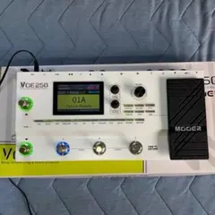 【ほぼ新品】Mooer GE250 箱、マニュアル、その他ケーブル付属 ほぼ新品】Mooer GE250 箱、マニュアル、その他ケーブル付属