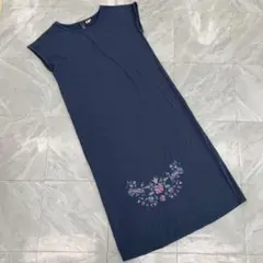 TITICACA 刺繍入り ワンピース ネイビー ノースリーブ 綿 Mサイズ