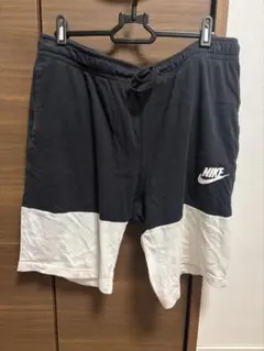 ナイキNIKE ブラックホワイト ショートパンツサイズXL