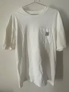 Carhartt ホワイト Tシャツ 胸ポケット付き