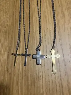 未使用クロスデザインネックレス4本セット
