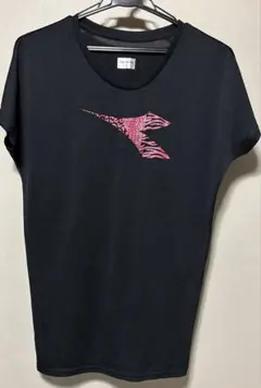 DIADORA ブラック Tシャツ Mサイズ