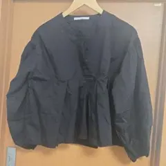 【新品】KBF　ブラックシャツ　ブラウス