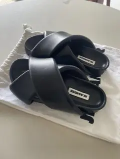 Item thumbnail for item 3d18912f-56a2-4d4a-b8a5-5a001c330512