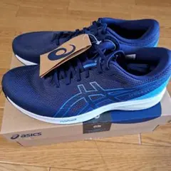新品.未使用アシックスランニングシューズ