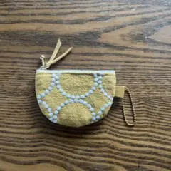 998. 半円型ポーチ(ミニミニ)円柄刺繍生地　イエロー／ お花