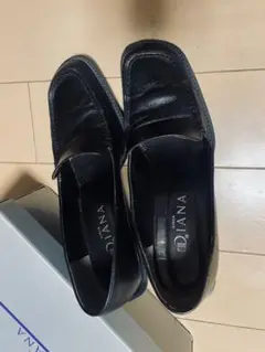 ダイアナ ローファーパンプス