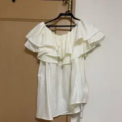 【新品未使用タグ付き】シンディベンディ　トップス