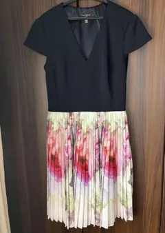 【美品】Ted Baker フラワープリーツワンピース サイズ1