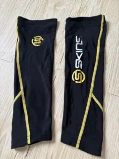 skins レッグサポーター