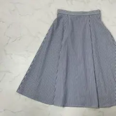 美品 UNTITLED 日本製 切替 ストライプ フレア ひざ丈 スカート 2