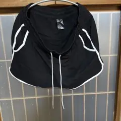 H&M ハーフパンツ ライン