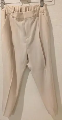 INDIVIベージュ スラックス バックポケット付き