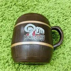 USJ ユニバ　ワンピース　ルフィ　樽型マグカップ　新品未使用