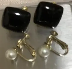 Item thumbnail for item 41dddc6b-af1e-4d7f-9bf0-c15d91c8c1b7