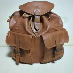 レザー製ブラウンバックパック
