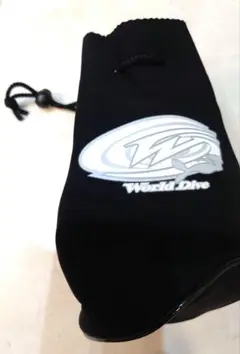 World Dive ネオプレンダイビングポーチ