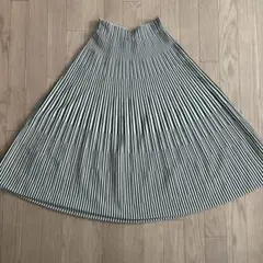 セドリックシャルリエスカート
