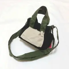ショルダーバッグ ハンドバック 巾着 コンパクト 緑 黒 バイカラー 小物入れ