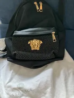 ※新年限定値下げ※　VERSACE　レザーリュック　メデューサ　ヴェルサーチ VERSACE - 美品♡A4可♡カーフレザー♡VERSACE ヴェルサーチ