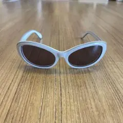 stussy CINDY サングラス スモール ホワイト 白 ケース付 CINDY by stussy | instantbootleg store