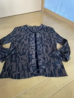 美品　セシオセラ　フリル　ブラウス　シースルー  7分袖