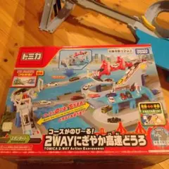 トミカのまち2ウェイ高速道路セット レトロ Protect TOMICA Highway! TOMICA Expressway Set | TOMICA Gift