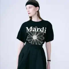 【タグ付き新品未使用】マルディメクルディ　フラワーTシャツ　半袖　ブラック