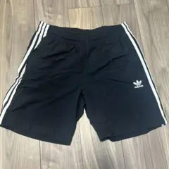 adidas ブラック ライン ショートパンツ M トラックパンツ　ハーフパンツ