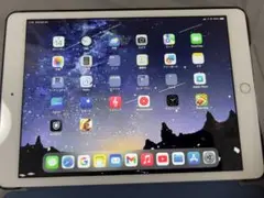 iPad 8世代 SIMフリー 128G 美品 バッテリー100