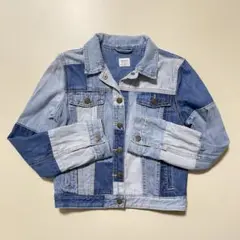 Item thumbnail for item 42281df7-fceb-4907-b6fc-a132e4c870c8
