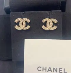 新品未使用 CHANEL パールピアス