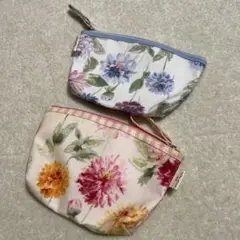 LAURA ASHLEY 花柄ポーチセット