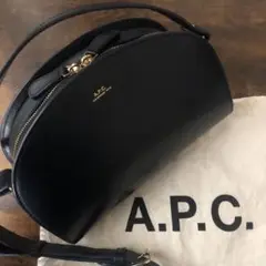 ★A.P.C.★ハーフムーンショルダーバッグ★ネイビー★