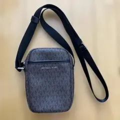 マイケールコース　ショルダーバッグ
