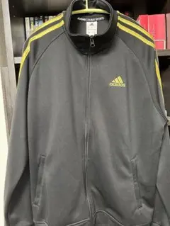 adidas トラックジャケット　黒×金　XL