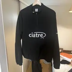 ciatre ジッパー付き黒ジャンパー