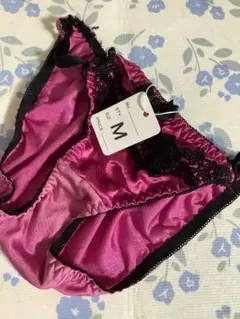 Item thumbnail for item b6ce775f-d7db-47e3-8e36-8c7048253652