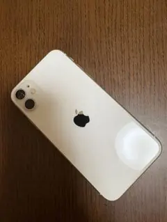 Apple iPhone 11 ホワイト　128GB 本体